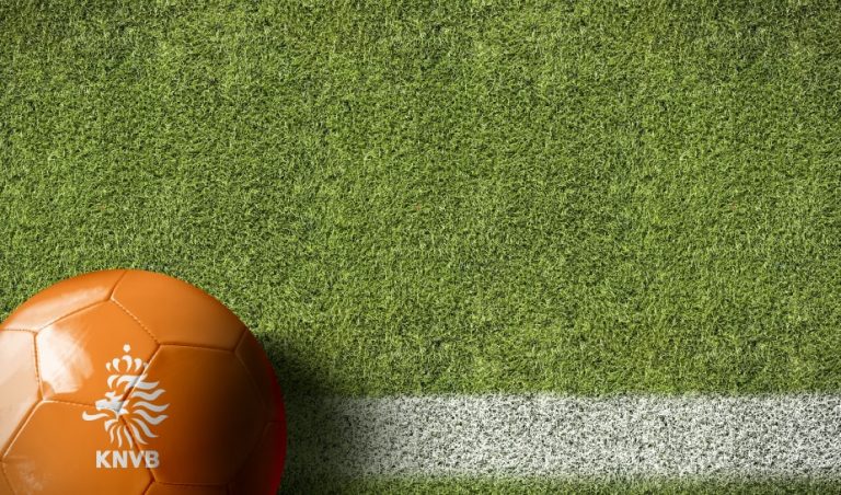 Nederlandse profvoetballers gokken op eigen wedstrijden