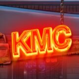 Kiss my chainsaw logo