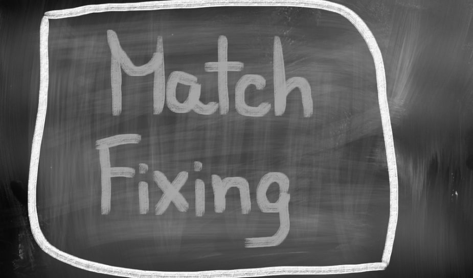 Snooker-speler Mark King geschorst