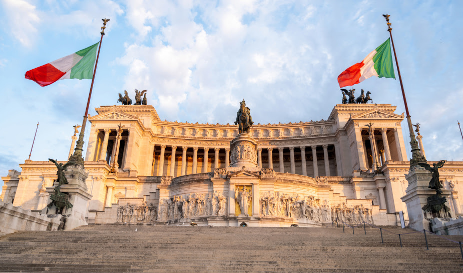 italie-implementeert-nieuwe-beschermingsmaatregelen-voor-jongeren-tegen-online-risico's