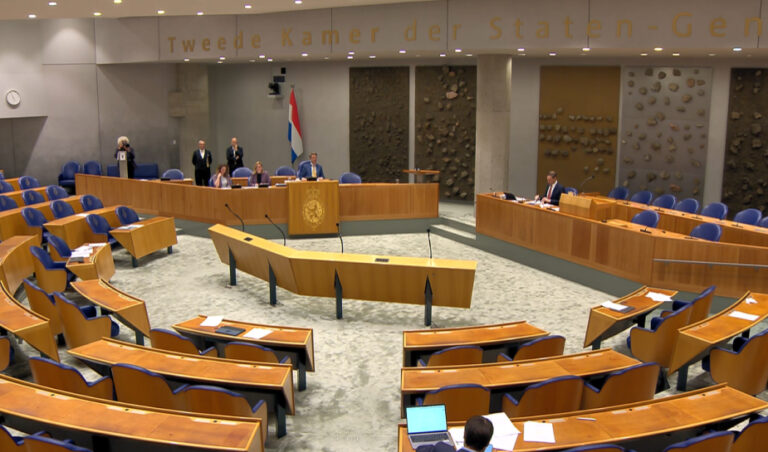 Tweeminutendebat vanuit de Tweede Kamer afb
